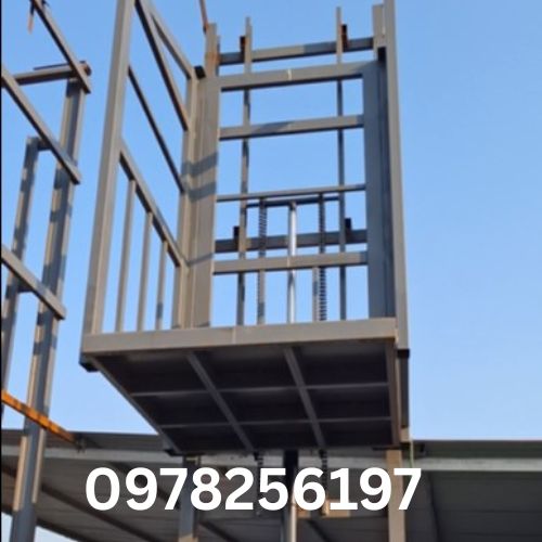 thang nâng hàng 500kg